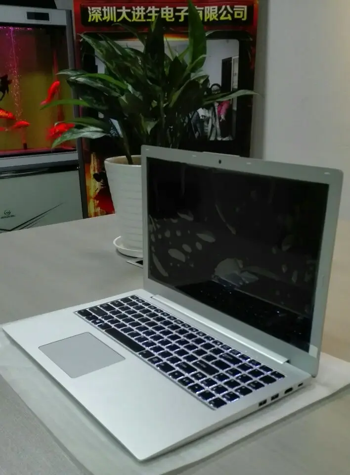 Ultrathin Fashion Laptop Made In China With Graphic Card Gt940 Support