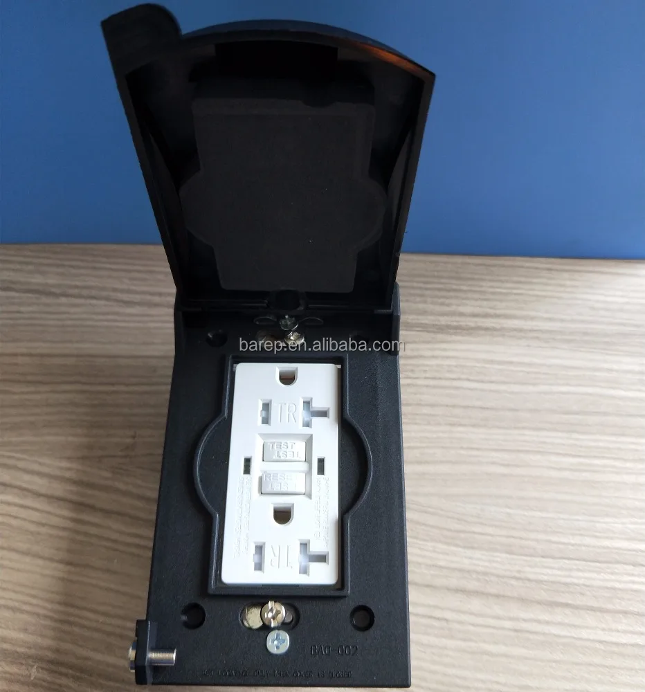 Protective And Waterproof Cover 1gang Weatherproof In Use Outlet Cover