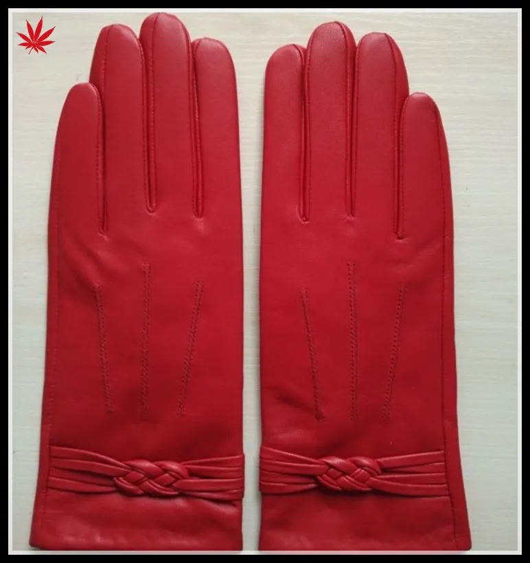 2016 custom personalized red winter gloves for women