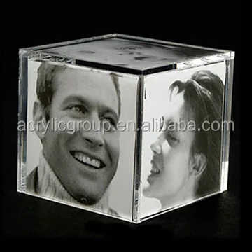 Cubo 3d Di Cristallo Acrilico Blocco Perspex Photofunia Cornici Per Foto Buy Acrilico Photofunia Photo Frame Cornice In Acrilico Cubo Di Cristallo Cornice Product On Alibaba Com