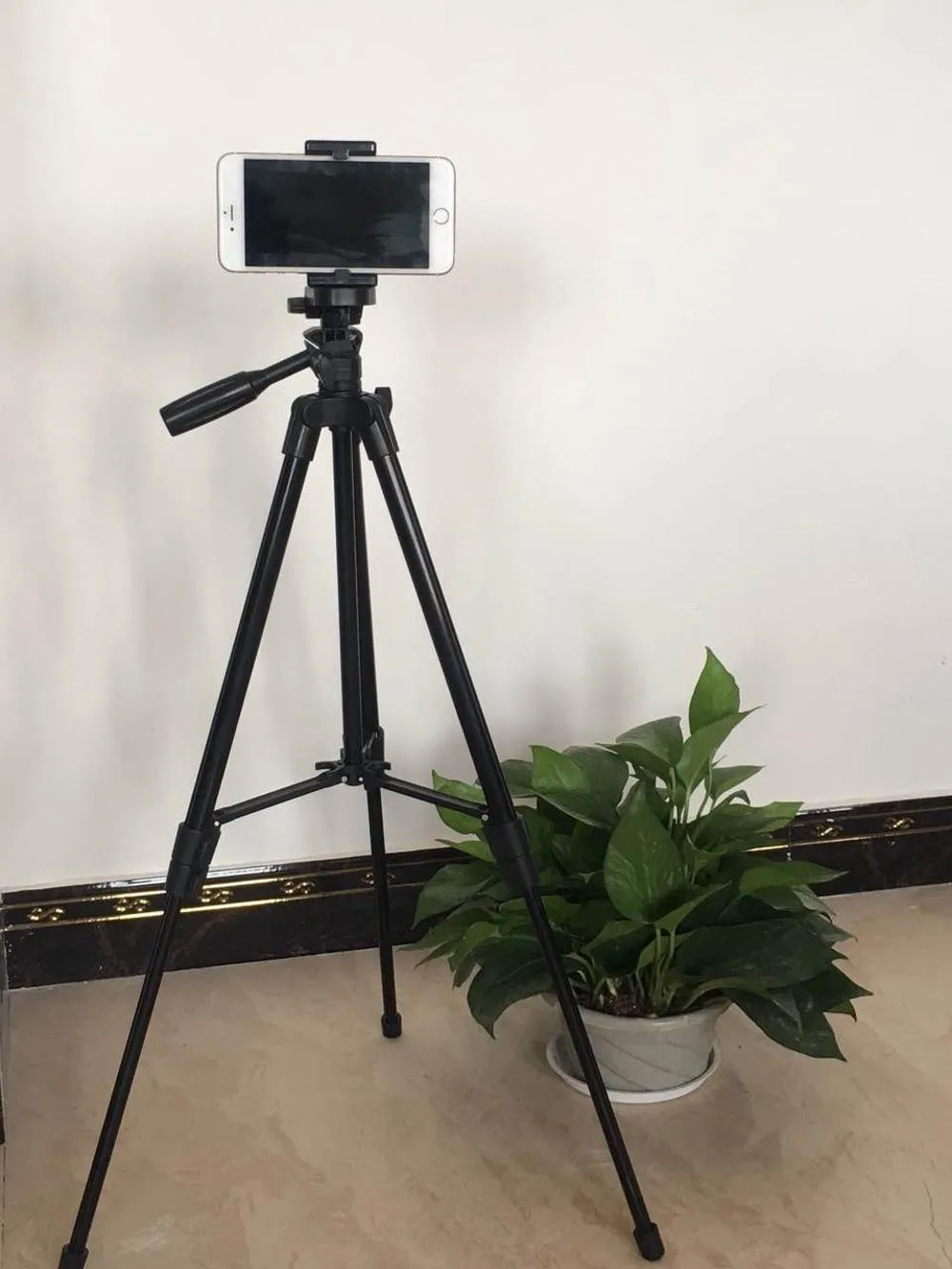 Deetin Ttx6218 Professional Heavy Duty Tripod Video Camera Camcorder