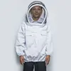 2018 Apiculture beekeeping jacket factory directly supplies bee suit detachable veil bee jacket with veil and better price