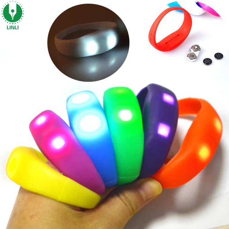 New Products Move Waist Band,Swing Led Flashing Bangle Light Up Motion