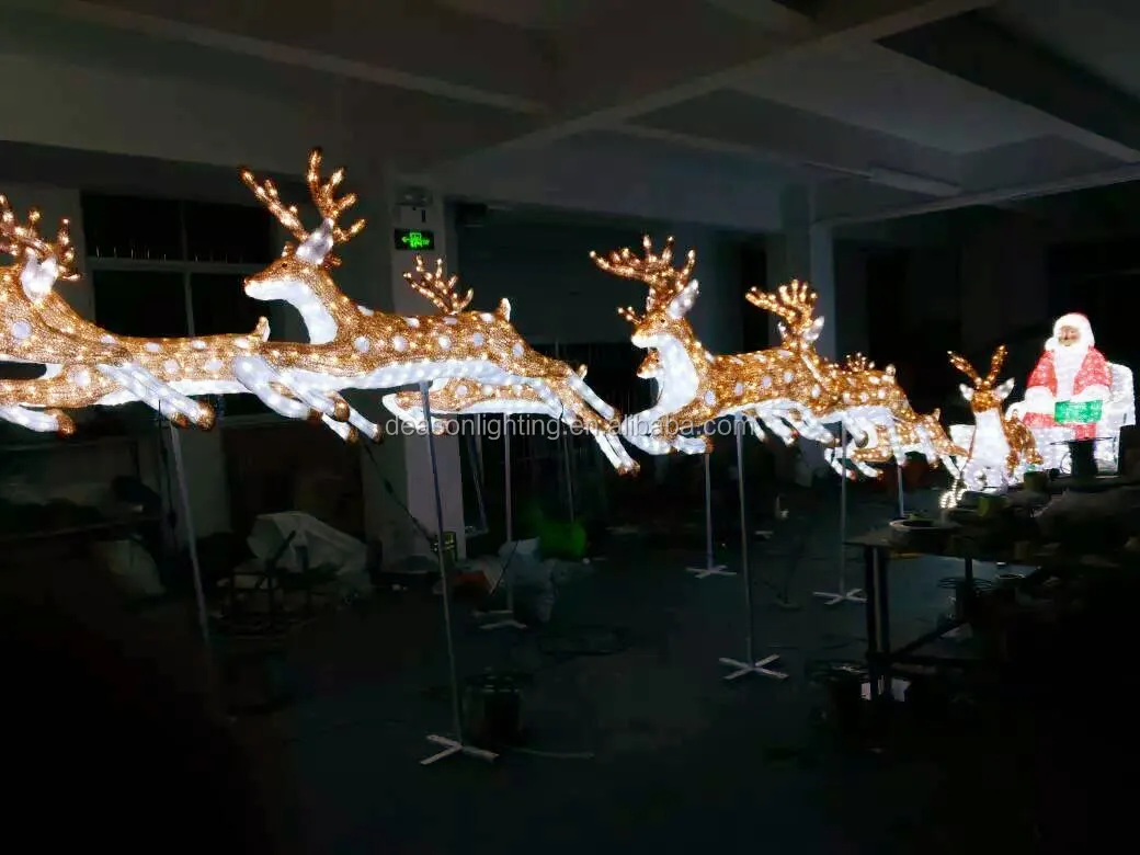 outdoor lighted reindeer