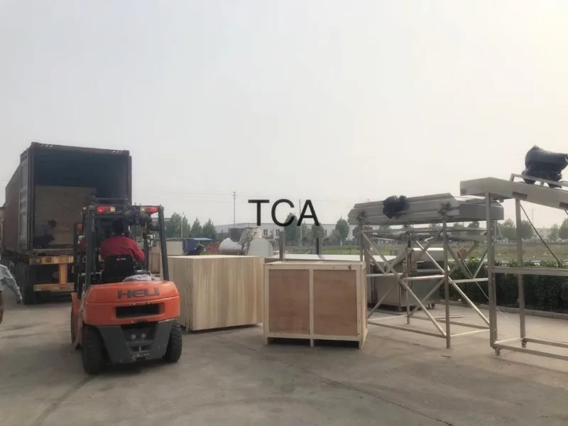 loading container 1_.jpg