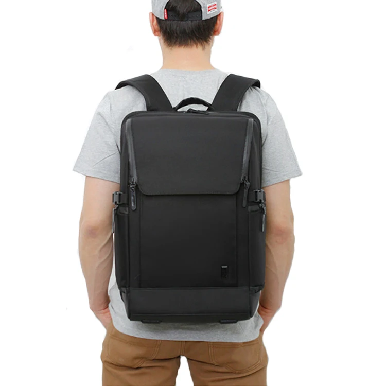 phone charging backpack