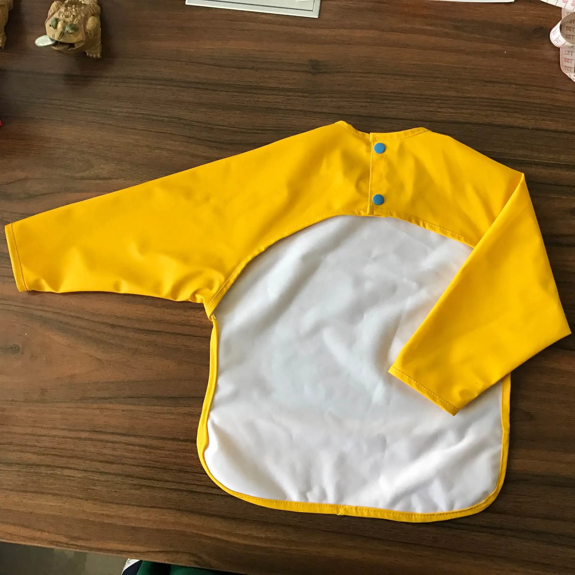 yellow bib back.jpg