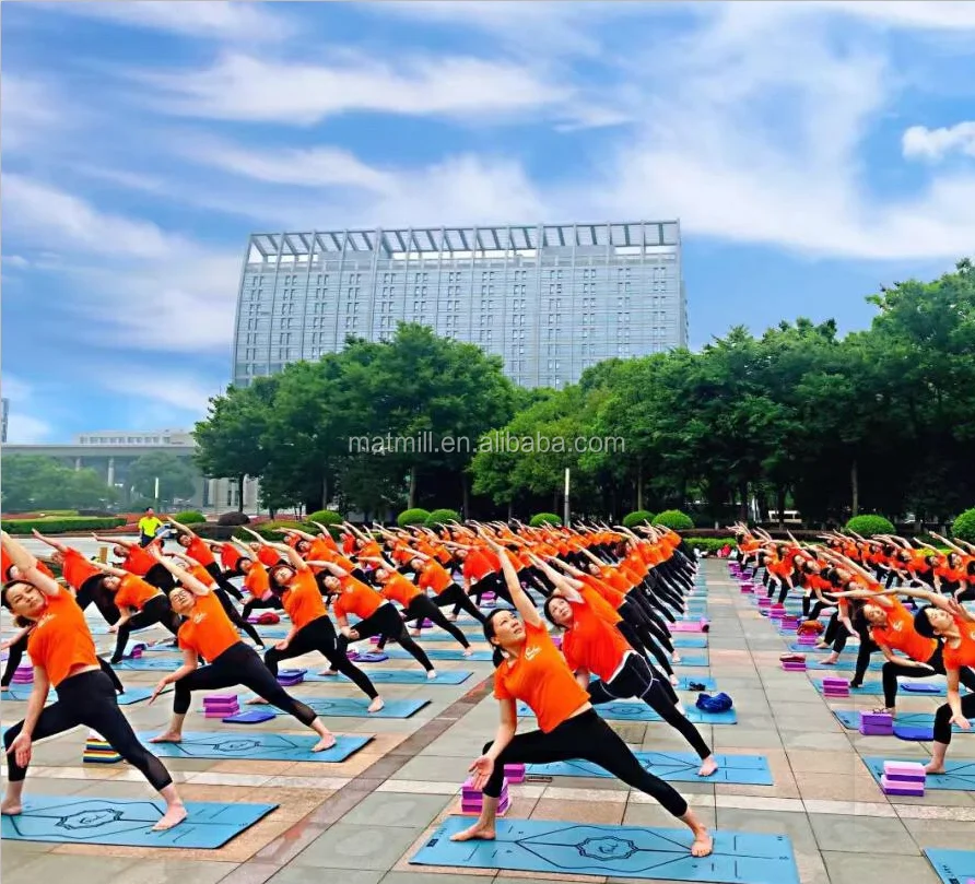 PU yoga mat (2).png