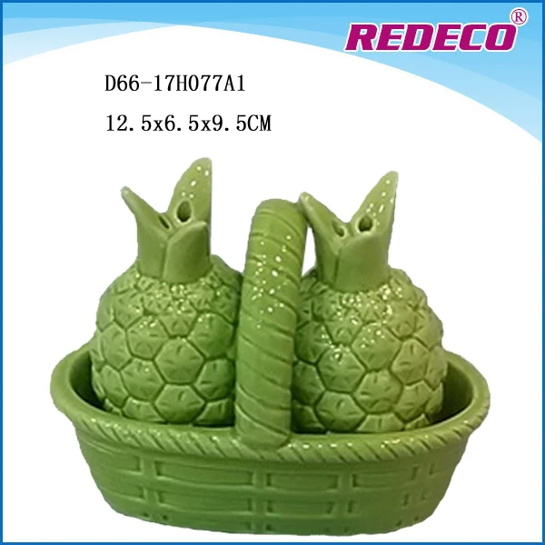 Popular Design Round Ceramic Salt And Pepper Shaker Set With Tray Buy