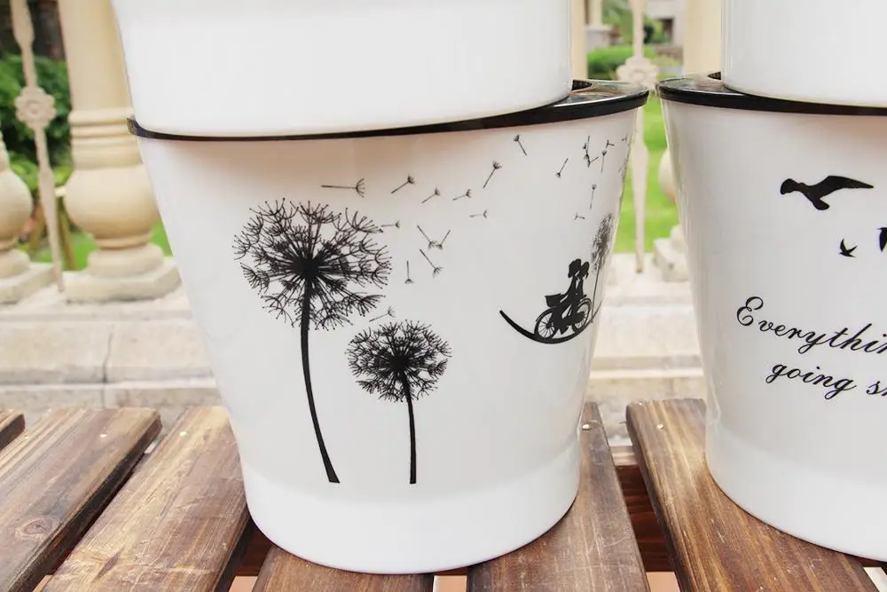 plastic plant pot