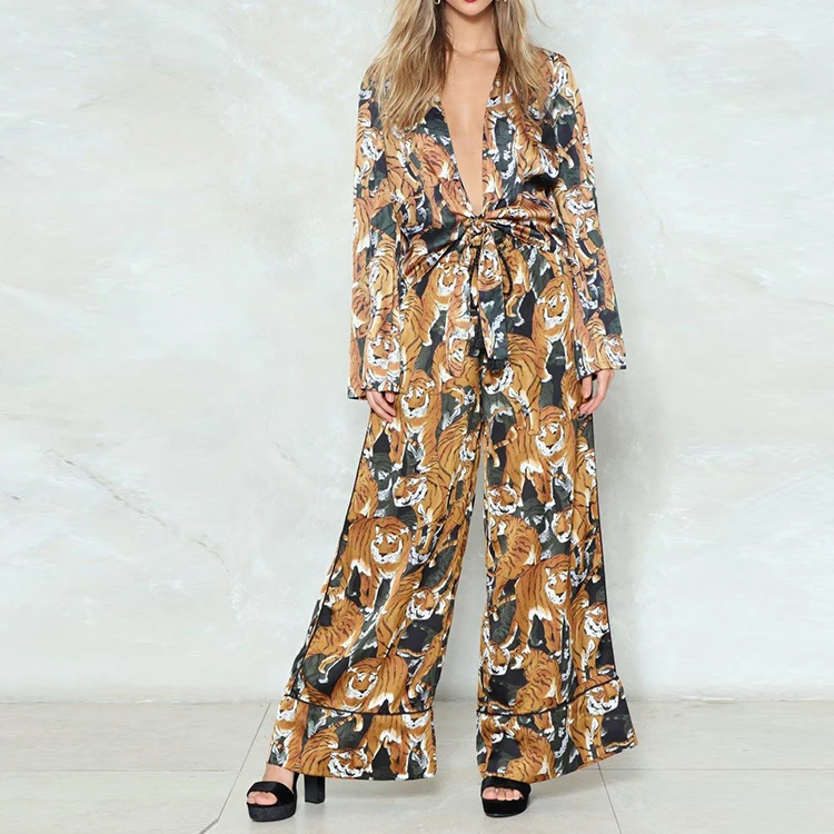 Guangzhou YILEYA spring women floral print long sleeves jumpsuits garment ,one piece jumpsuit for ladies