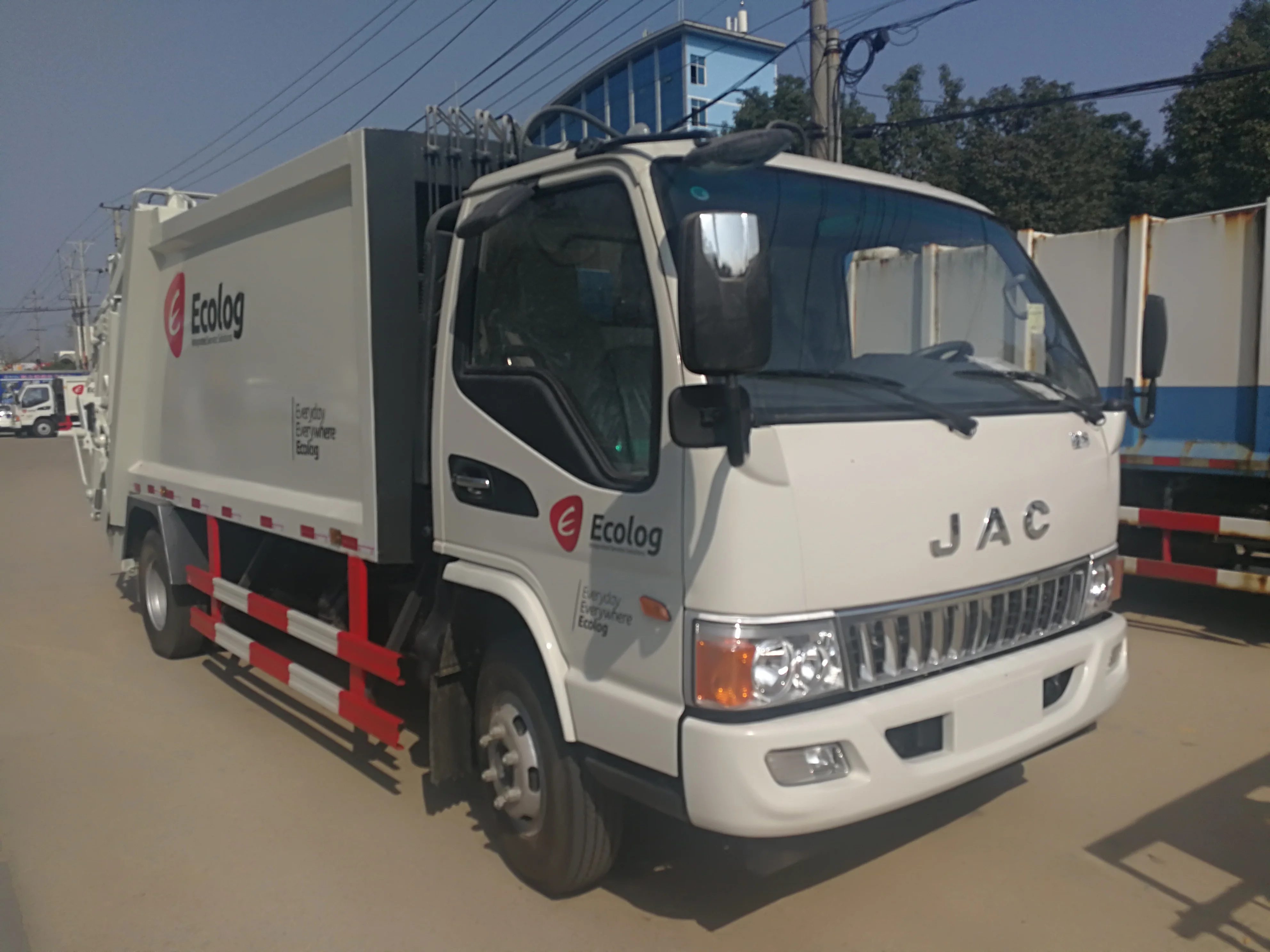 Brand New Jac 4x2 5cbm Small Compactor Garbage Truck Price