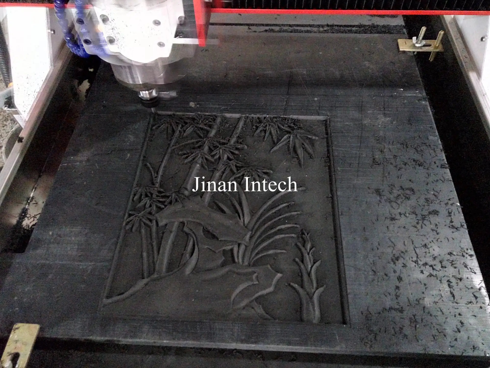 homemade cnc router.jpg