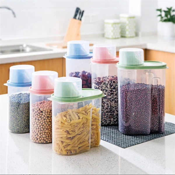 2.5L 84oz Wholesale plastic Food storage BPA FREE Cereal Rice kitchen containers with Pour Spout Jug