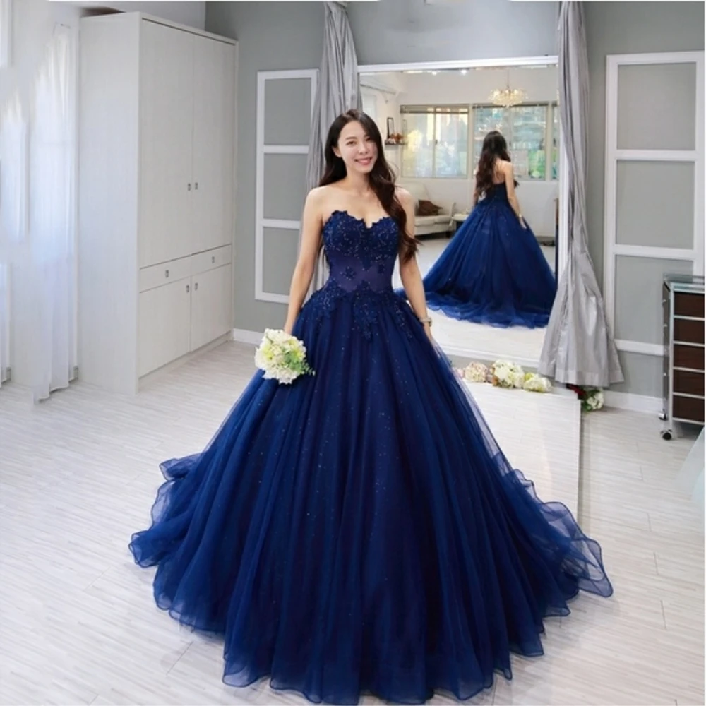 dark blue ball goen