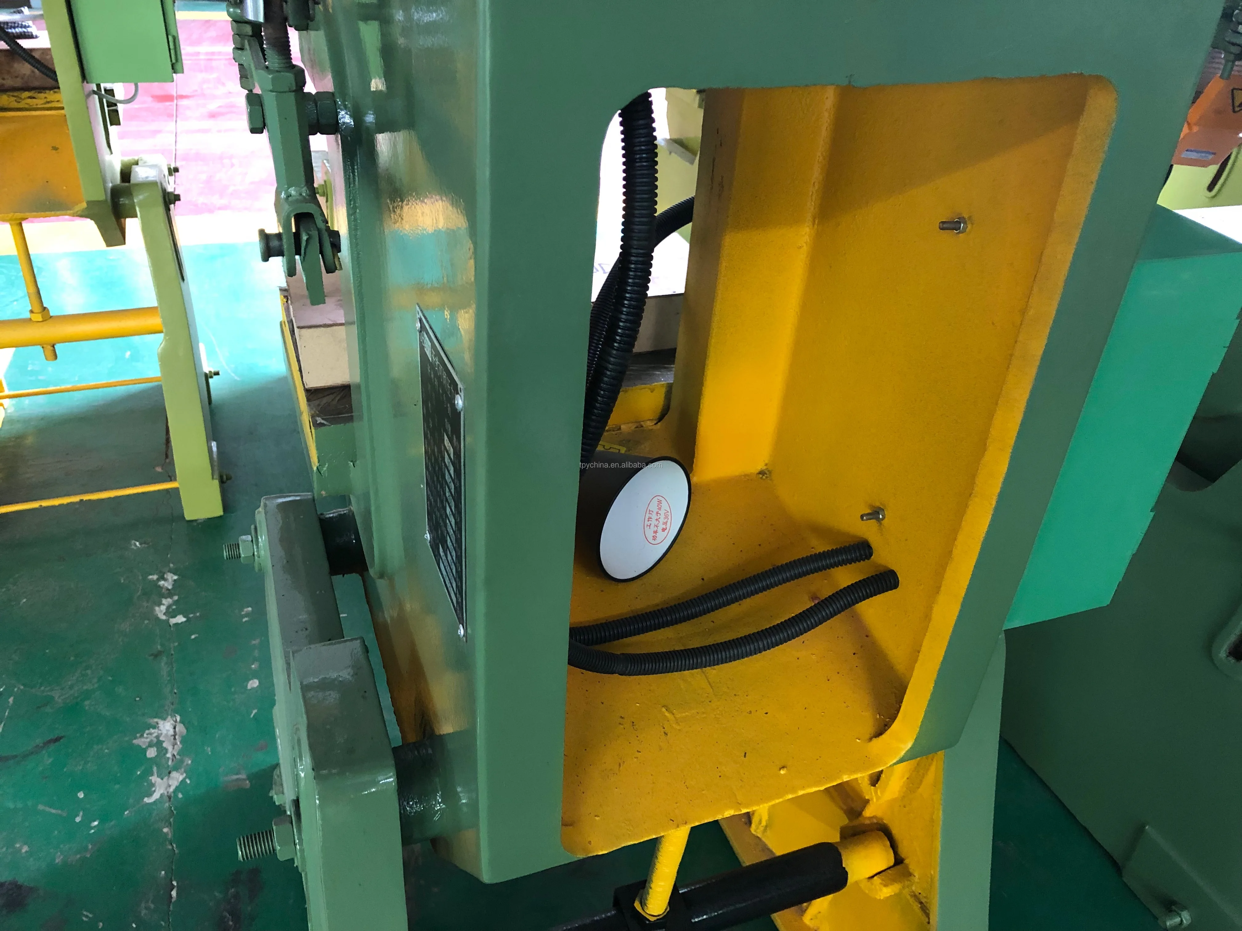 automatic aluminum foil container punching machine J21 sheet metal