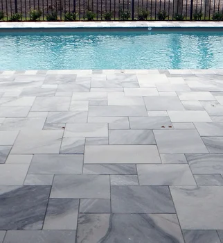 Licht Grau Und Weiß Bewölkten Marmor Outdoor Rutschfeste Poolumrandung