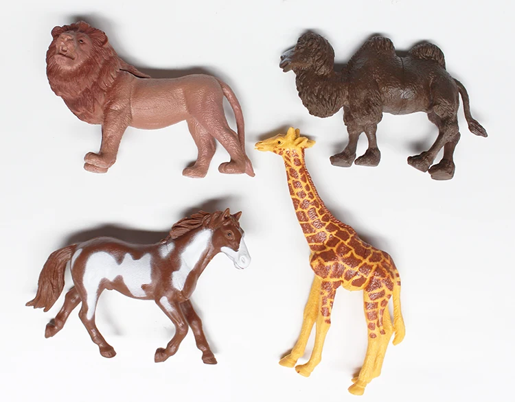 Wildlife World PVC Hollow Giraffe Camel Lion Horse Model