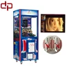 Amusement park play mini claw game / doll catching machine / cheap arcade games for sale