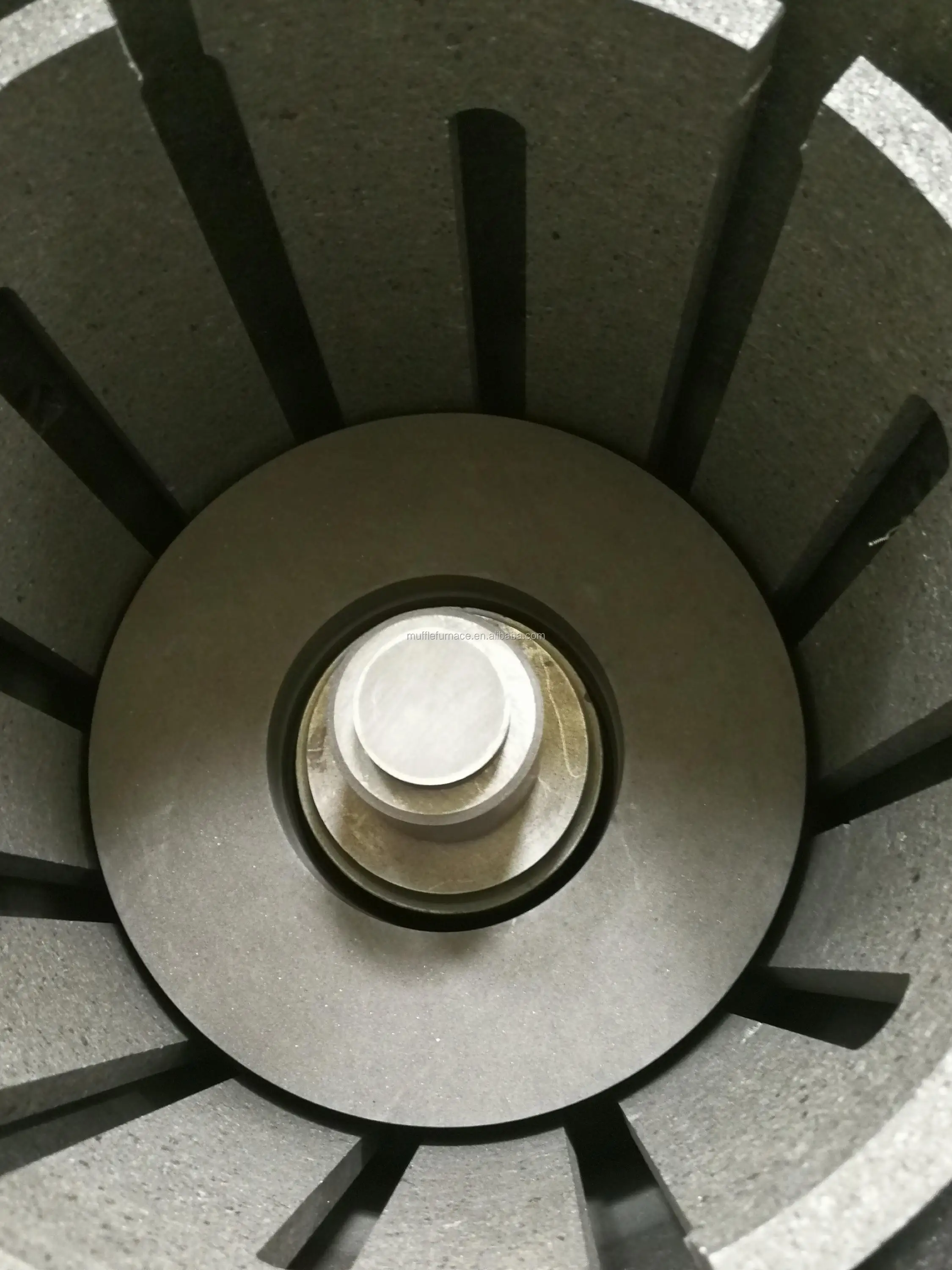 vacuum hot pressing furnace-6.jpg