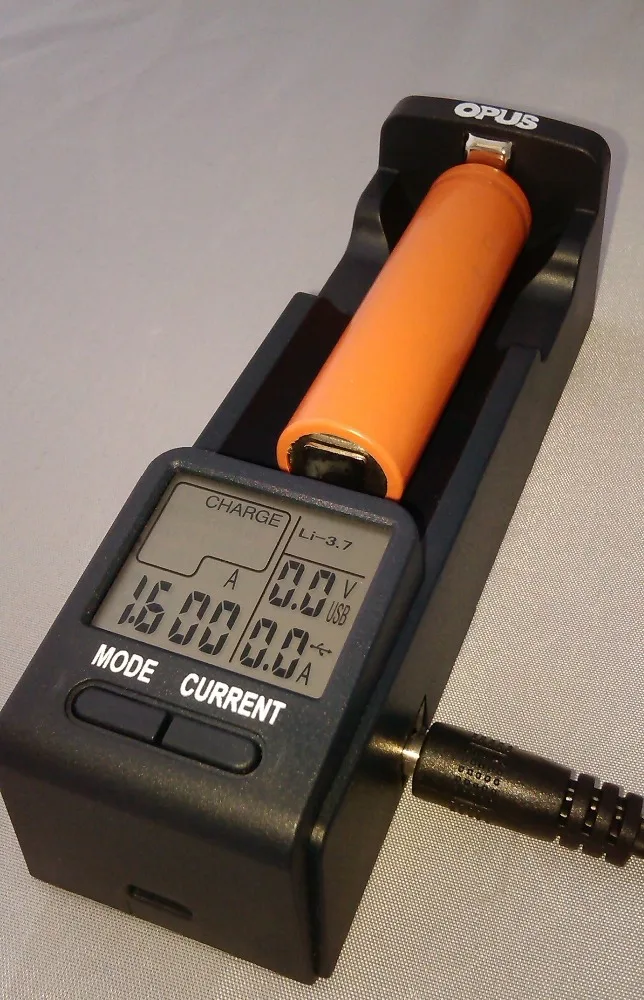 BT-C100 12V/5V SMART BATTERY CHARGER