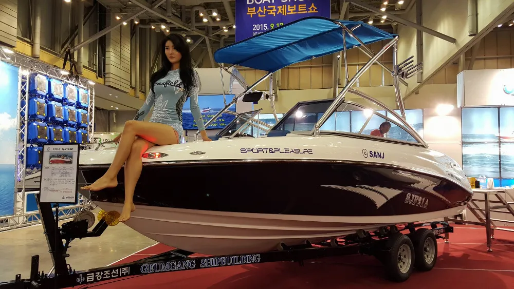 Скорость спортивной яхты