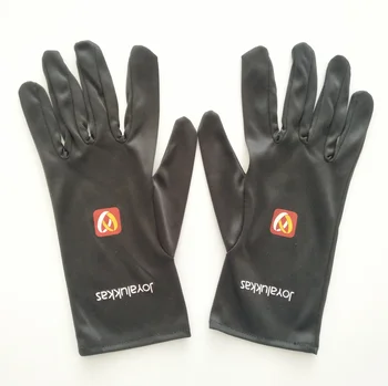 black cleaning gloves