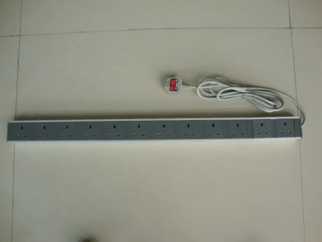 1 port outlet with switch Power Strips, UK Power Distribution Units and Extension Cords