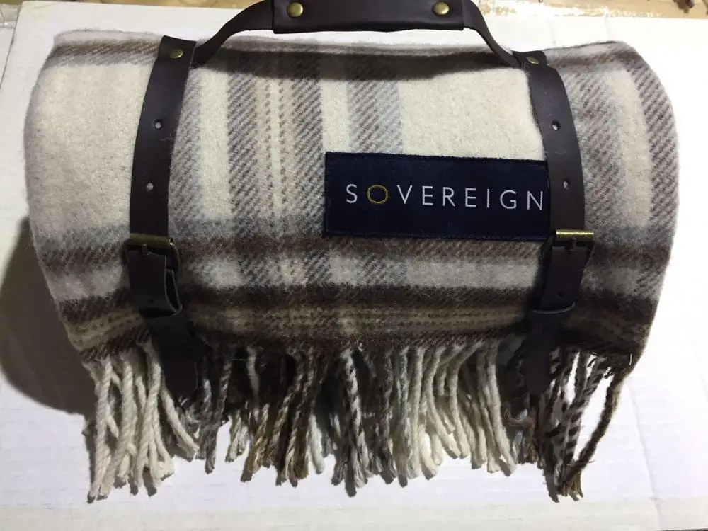 Good Design Polyester Blanket With Handle,Experienced Waterproof Picnic Blanket,Accept Custom