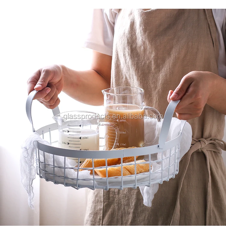 glass-measuring-cup.jpg
