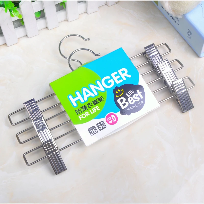hanger clips 03