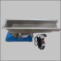 small vibrating feeder.jpg