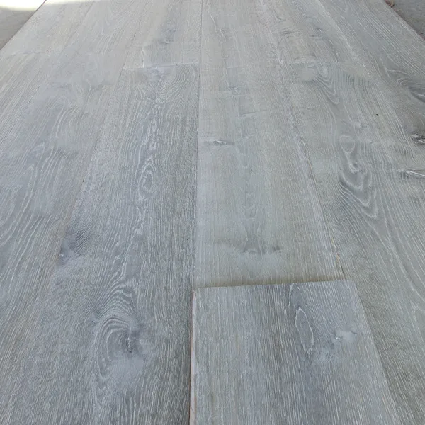 China ammonia treated oak timber flooring