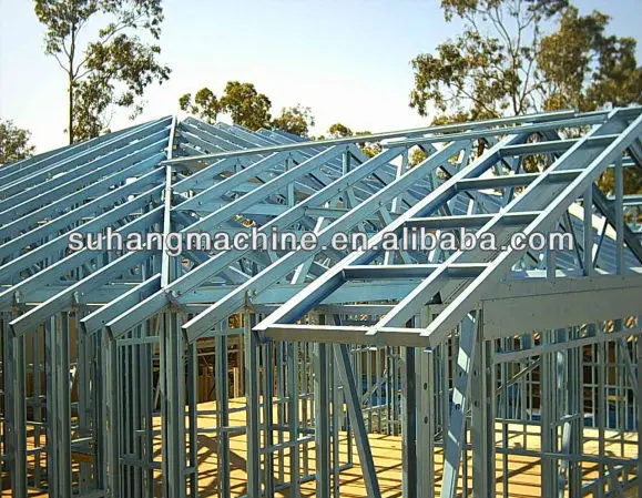 Китай производит на заводе в Уси профилегибочную машину для производства стальных листов U-образного профиля