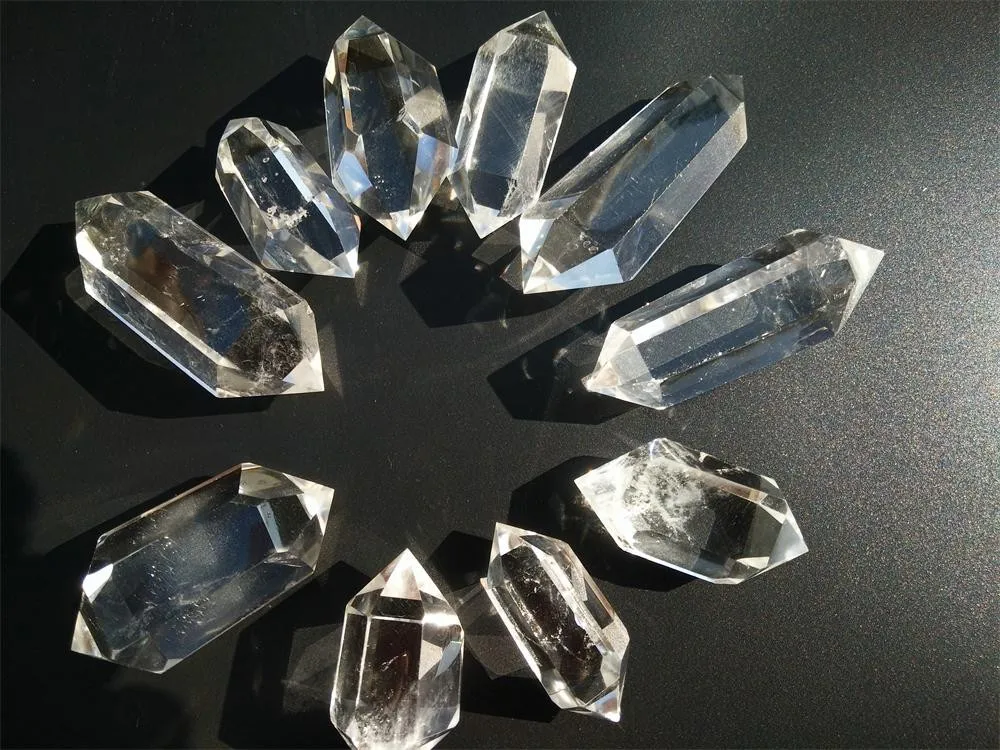 天然透明石英水晶点双点愈合水晶批发供应商
