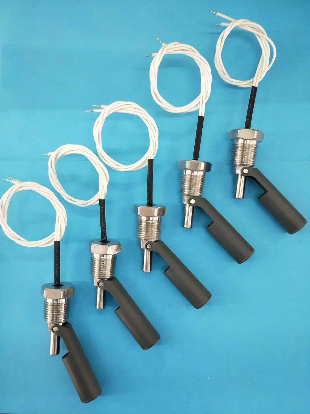 liquid level sensor.jpg