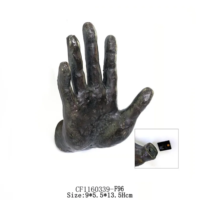 New Bronze Statue Decorations Resin Hand Sculpture Obeject Desk Decoration For Interior Decor supplier