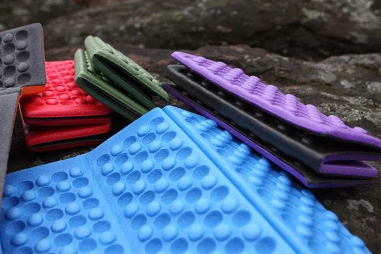 Durable Xpe Outdoor Egg Folding Camping Mat Closed Cell Foam Sleeping