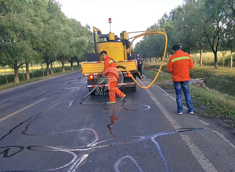 asphalt crack filler