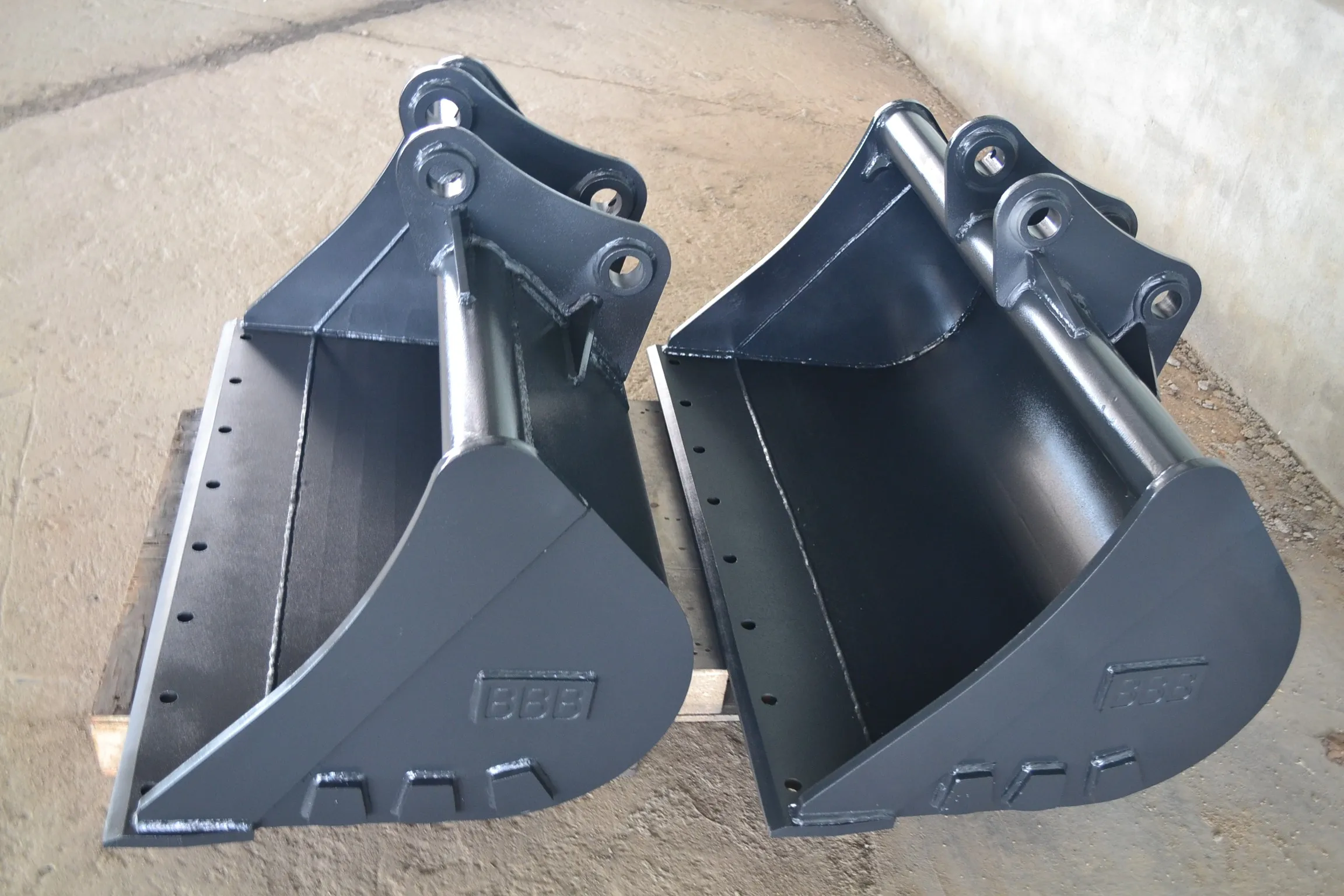 Economic And Reliable Ditch Cleaning Bucket For Backhoe With Long