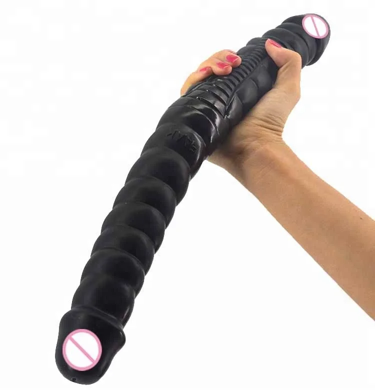 podborki-ochen-bolshie-igrushki-dlya-zhenshin-roliki-klitor-domashney