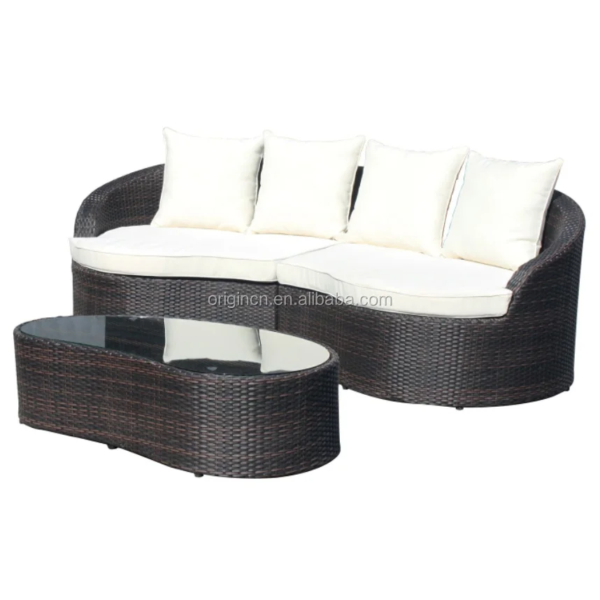 Synthetic Rattan Woven Italian Style Crescent Shaped Patio Leisure Furniture Outdoor Coffee Table And Half Moon Sofa Buy Half Moon Sofa Synthetic Rattan Furniture Italian Patio Furniture Product On Alibaba Com