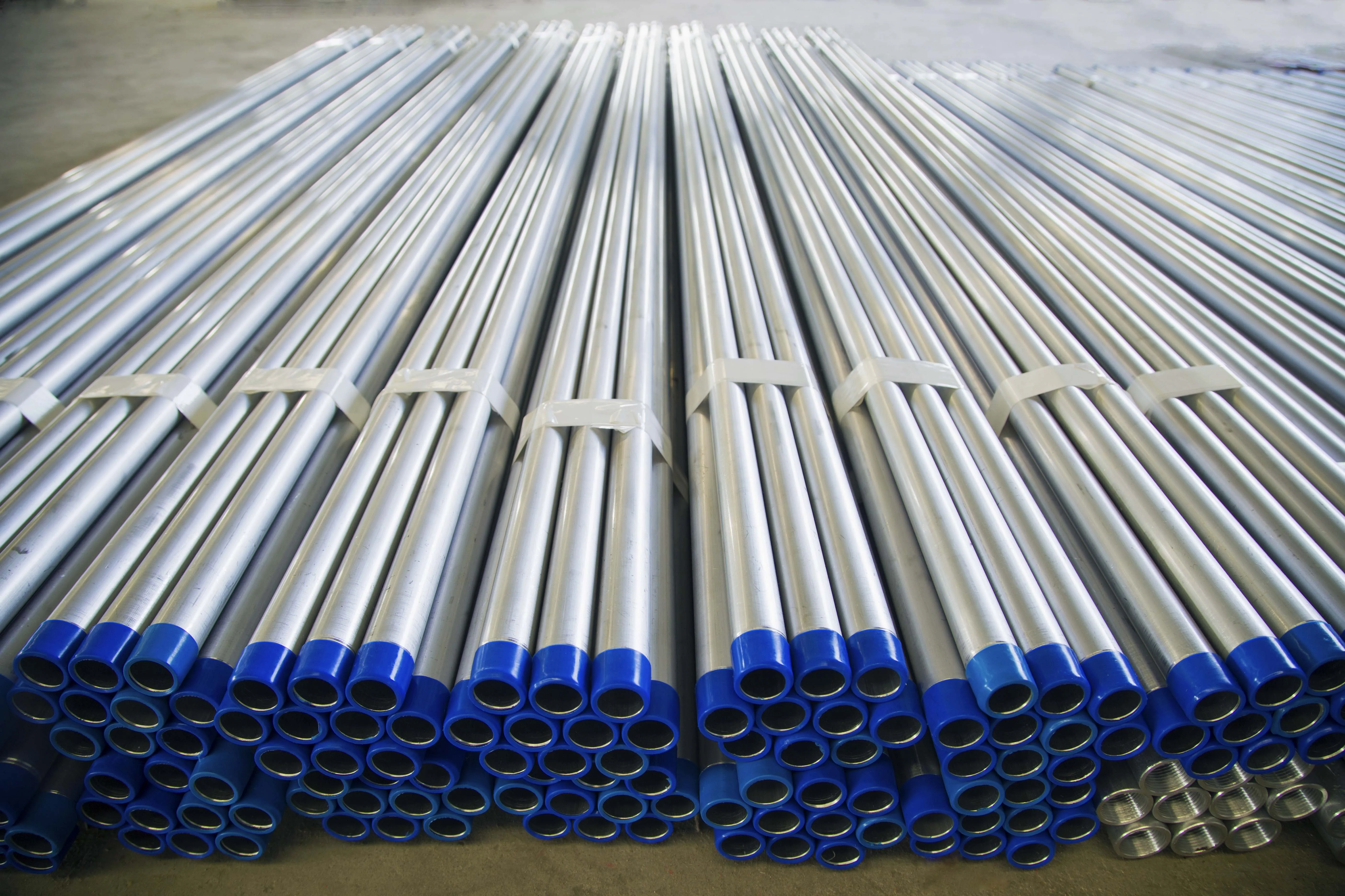 1 1/2 inch rigid aluminum conduit