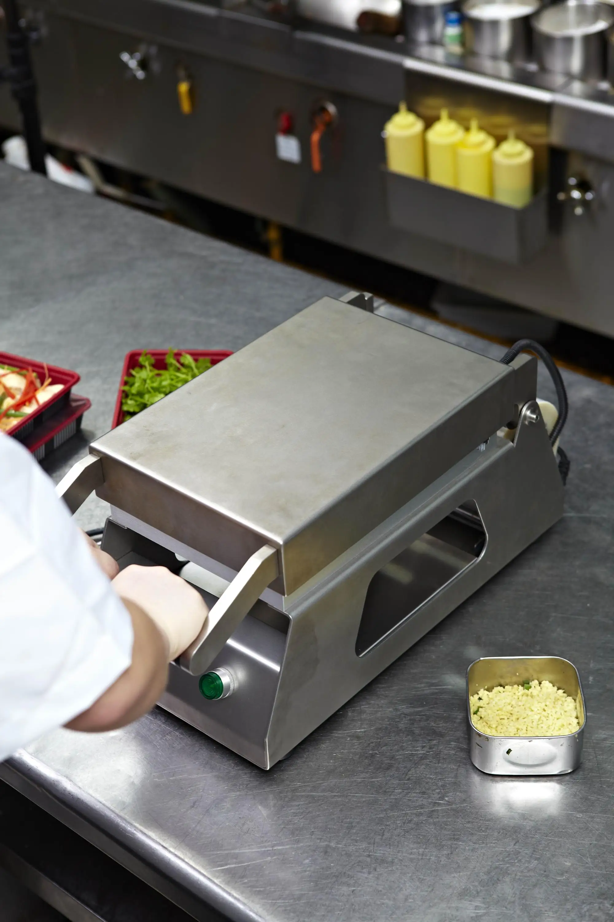 Ds2 Takeaway Food Packing Machine Manual Tray Sealer Meal Tray Sealing