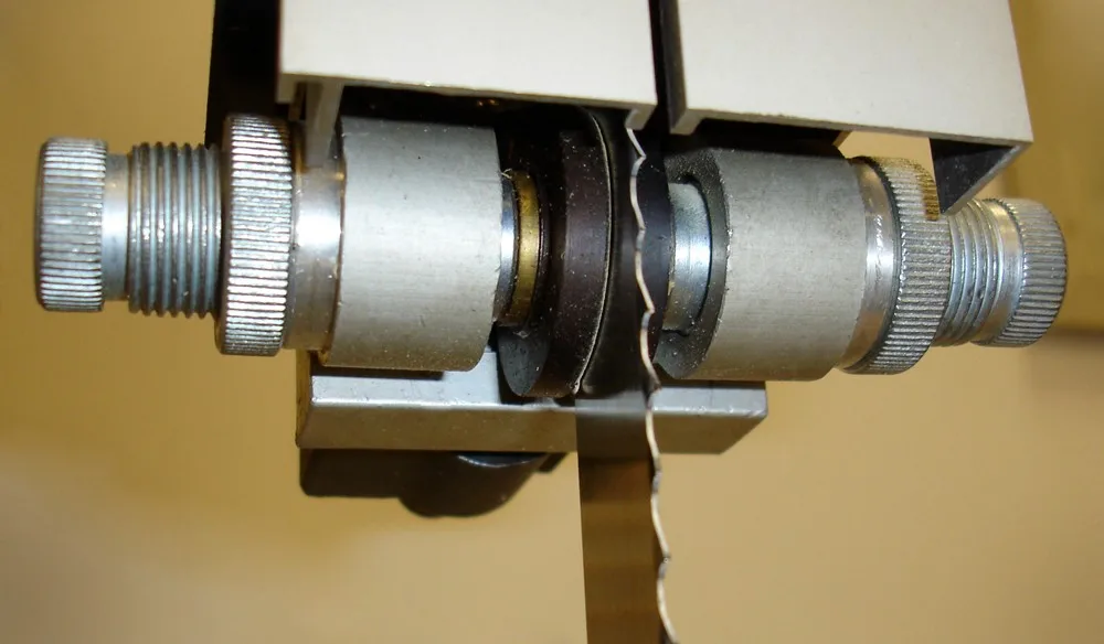 16" Wood Band Saw Mj3442,Woodwork Vertical Bandsaw With Closed Stand