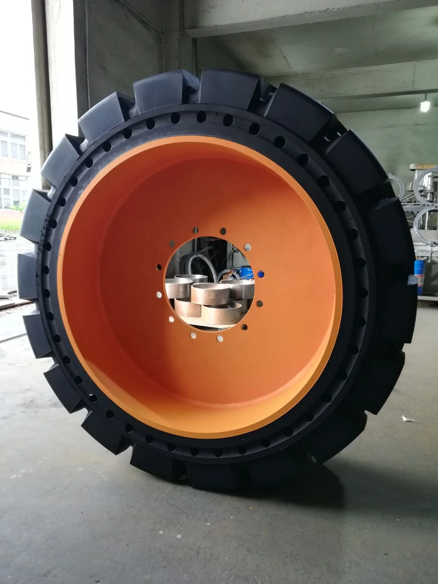 High Quality Wheel Loader Solid Tire 17.525 On Rim Buy 17.525 Solid