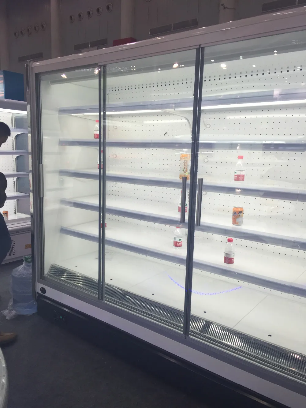 Double leaf and display cabinet sliding glass door with aluminum frame