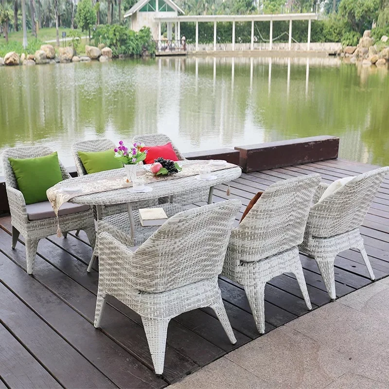 Hotel Garden White Pe Rattan Wicker Dining Chair Outdoor Furniture With