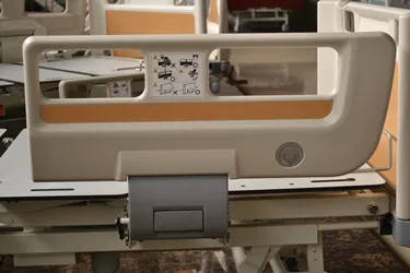 High quality electric nursing bed with cpr function hospital bed