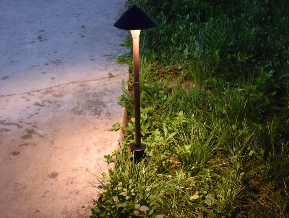 landscape lighting.jpg